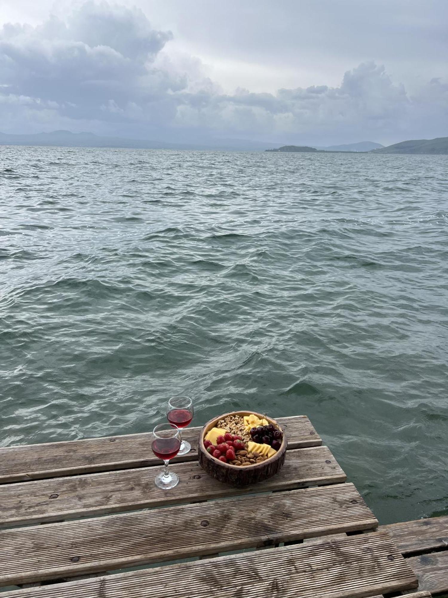 Altitude 1900 Dive Resort - Sevan Lake Chambarak Ngoại thất bức ảnh